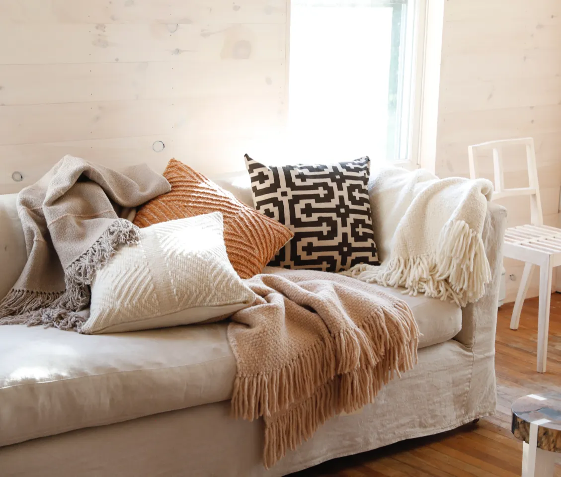 Shipibo Pillow Bold